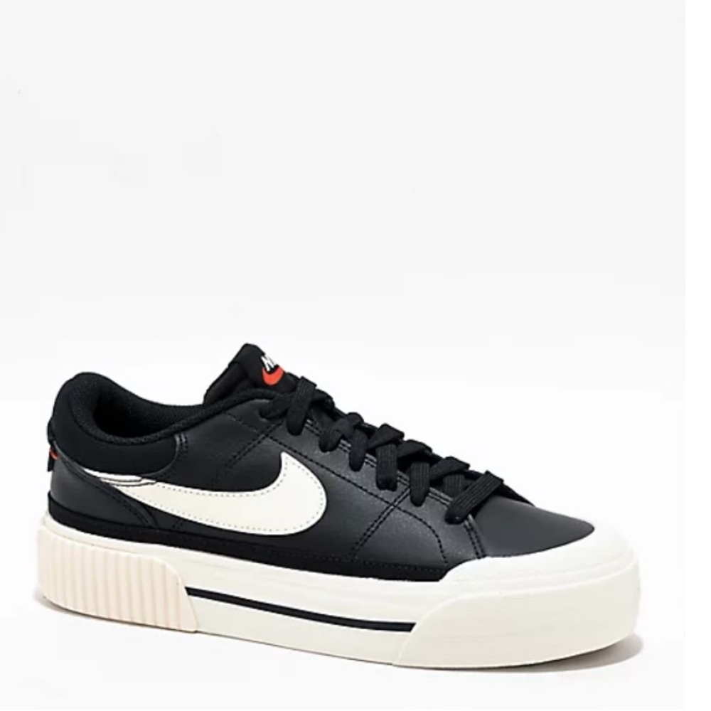 Black Nike Court Legacy Lift